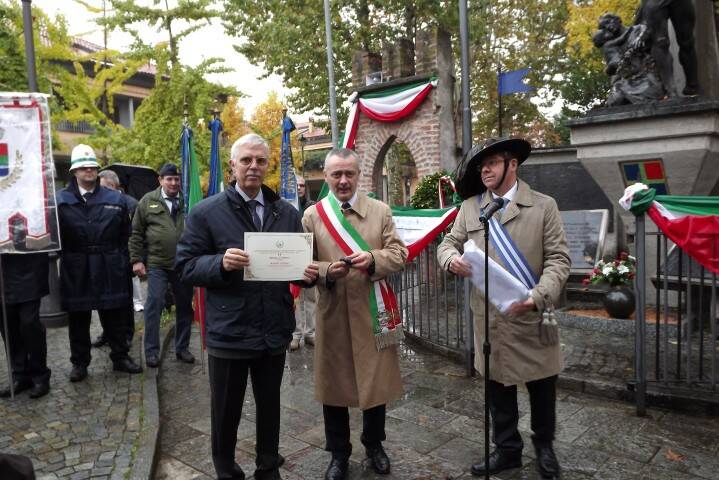 4novembre  8 