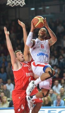 Cimberio imbattuta (inserita in galleria)