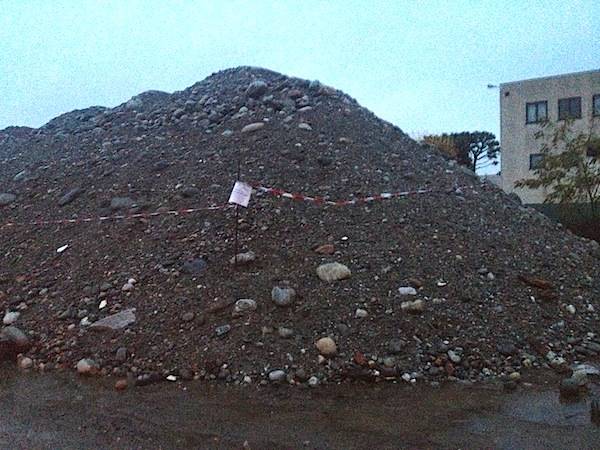 frana somma terra sequestrata