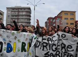 La manifestazione di Busto dall'obiettivo degli studenti (inserita in galleria)