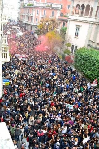 Lo sciopero studentesco "dall'alto" (inserita in galleria)