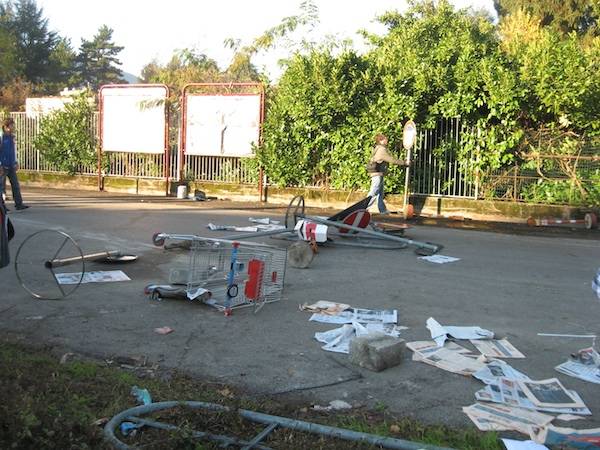 Sciopero all'Isis Facchinetti (inserita in galleria)