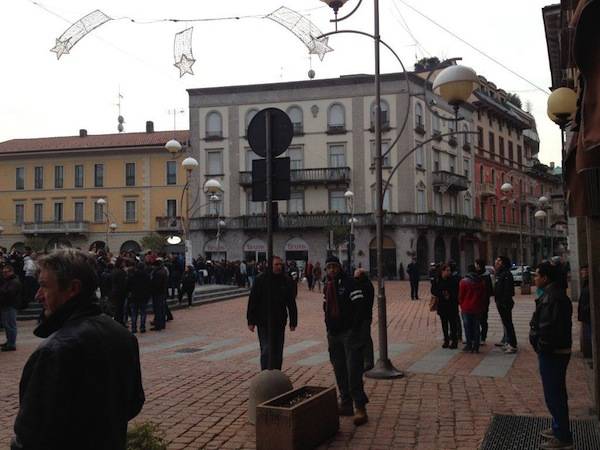 Studenti in corteo a Busto (inserita in galleria)