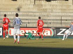 Ascoli-Varese  (inserita in galleria)
