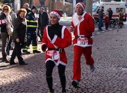 babbi natale di corsa apertura