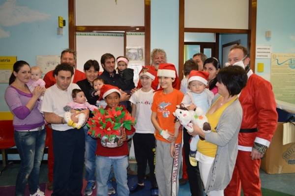 Babbo Natale arriva in Harley (inserita in galleria)