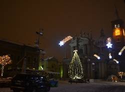 Busto avvolta dalla neve (inserita in galleria)