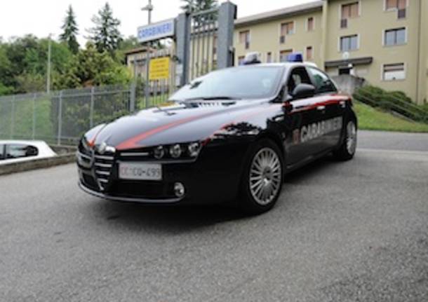 carabinieri luino foto