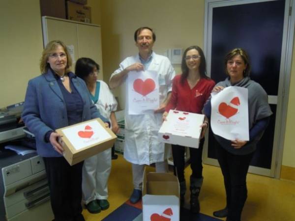 Cuore di maglia rosso amore (inserita in galleria)