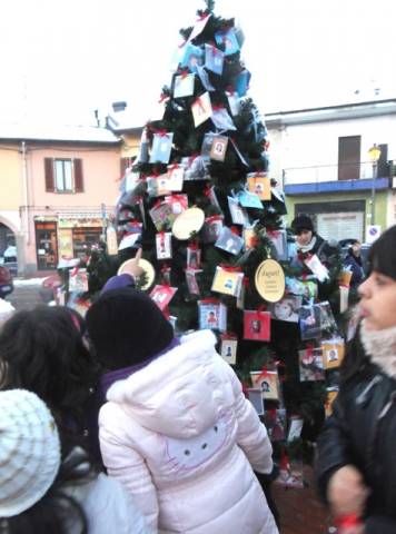 Festa natalizia a Gerenzano (inserita in galleria)