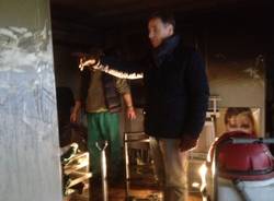 Incendio alla profumeria Boldetti e Campi (inserita in galleria)