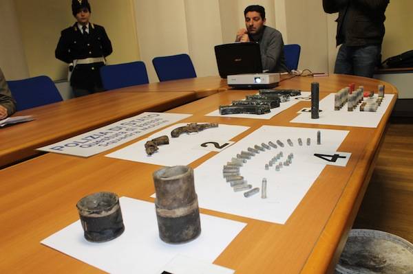 Le armi della mafia gelese a Busto (inserita in galleria)