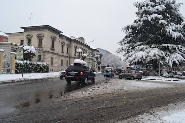 Sulle bianche strade di Busto (inserita in galleria)