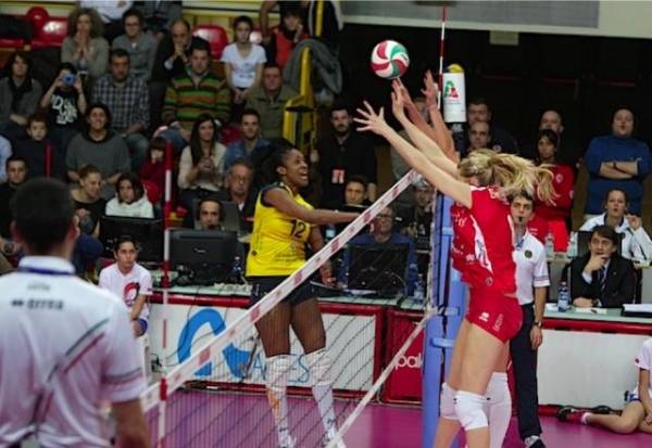 Yamamay-Modena (inserita in galleria)