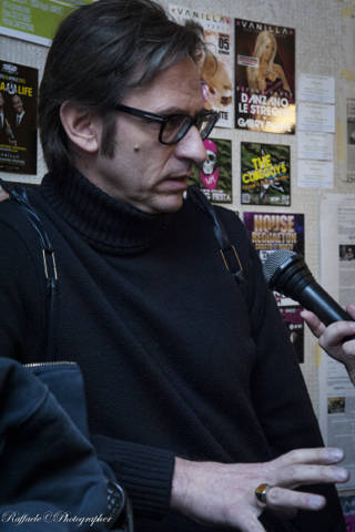 Alex Farolfi: da radio Deejay alla Casa del Disco  (inserita in galleria)