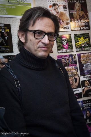 Alex Farolfi: da radio Deejay alla Casa del Disco  (inserita in galleria)