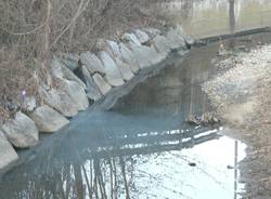 Arnetta inquinata, ecco il punto dello sversamento (inserita in galleria)