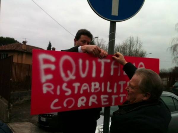 Manifestazione Equitalia (inserita in galleria)