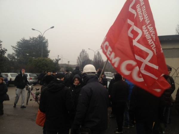 Manifestazione lavoratori Chemo (inserita in galleria)