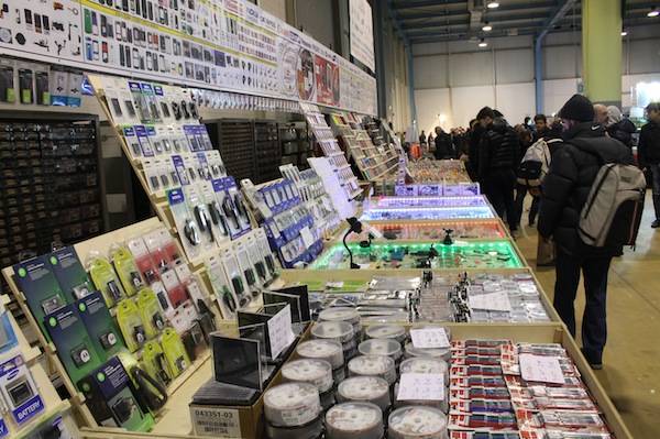 Tra passato e futuro, Expo Elettronica (inserita in galleria)