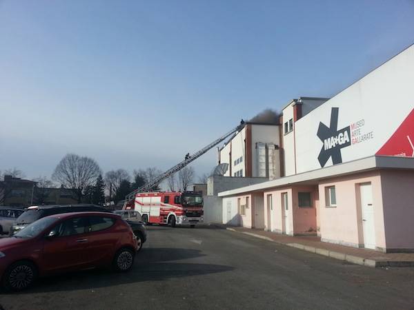 A fuoco il museo Maga (inserita in galleria)
