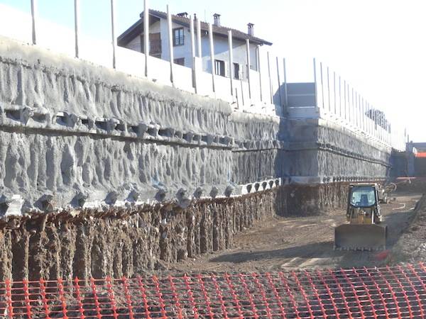 Arcisate-Stabio, la zona della stazione di Induno (inserita in galleria)