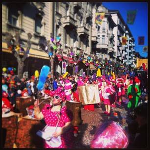 Carnevale a Venezia e Viareggio (inserita in galleria)