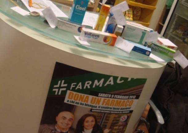 Dona un farmaco (inserita in galleria)