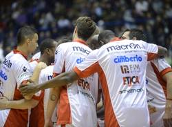 Finale: Cimberio - Montepaschi 74-77 (inserita in galleria)