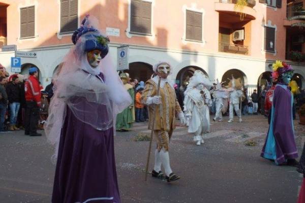 Il Carnevale dei lettori (inserita in galleria)