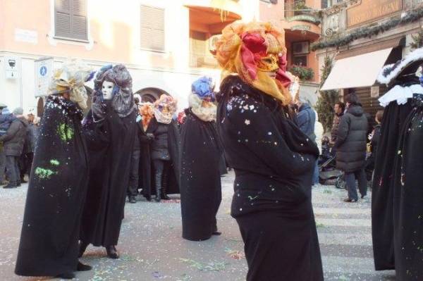 Il Carnevale dei lettori (inserita in galleria)