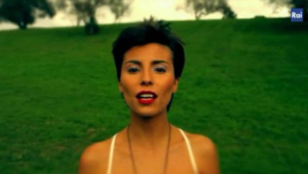 Ilaria Porceddu in gara al Festival di Sanremo (inserita in galleria)