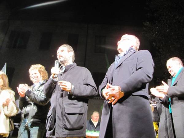 Maroni, i gesti di un leader (inserita in galleria)