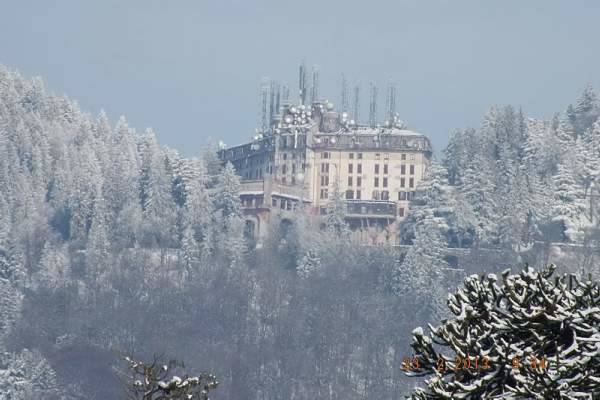 Palace Hotel e Grand Hotel Campo dei Fiori innevati (inserita in galleria)