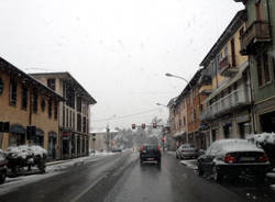 Tanta neve ma strade pulite a Busto e Castellanza (inserita in galleria)