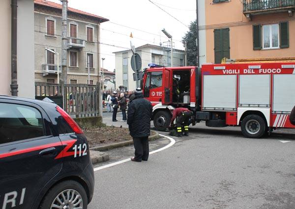 Ciclista travolto sui binari a Vedano Olona (inserita in galleria)