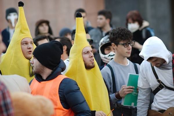 Facce da Harlem Shake (inserita in galleria)