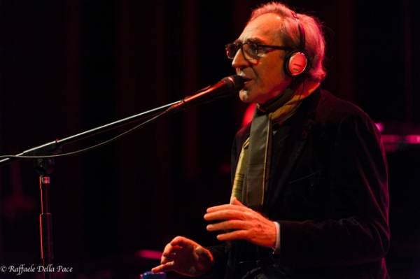 Franco Battiato in concerto (inserita in galleria)