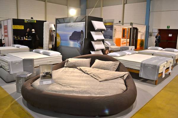 Inaugurata la mostra della casa (inserita in galleria)