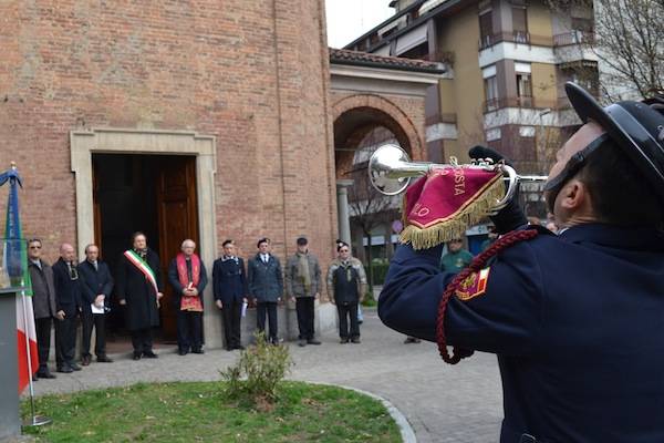 L'ulivo della Pace arriva al Tempio Civico (inserita in galleria)