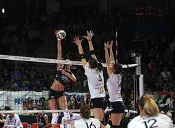 Le finali di pallavolo femminile al PalaWhirlpool (inserita in galleria)