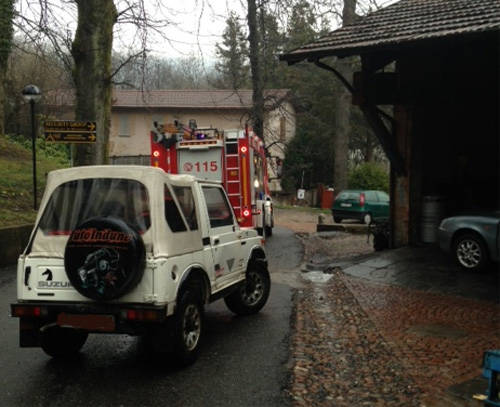 Operaio ustionato in una carrozzeria (inserita in galleria)
