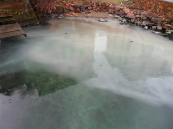 Piove, il torrente cambia colore (inserita in galleria)