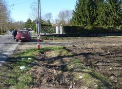 Schiranna: un campo di mais al posto del parcheggio (inserita in galleria)