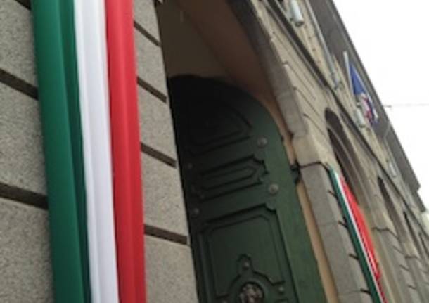 broletto gallarate tricolore