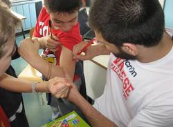 Dejan Ivanov in visita alla scuola Canziani (inserita in galleria)