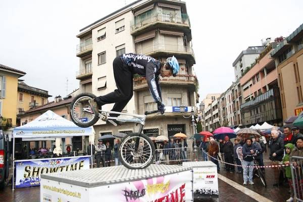 Fiera della bicicletta a Saronno (inserita in galleria)