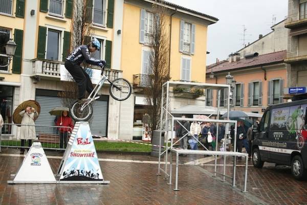 Fiera della bicicletta a Saronno (inserita in galleria)
