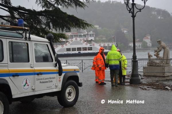 La Protezione Civile interviene a Laveno (inserita in galleria)