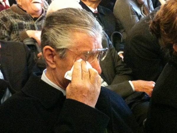 Le lacrime di Bossi per l'eroe ucciso dai nazisti (inserita in galleria)